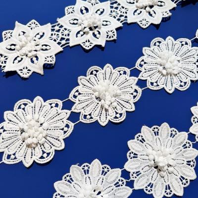 China Beautiful Viable Wholesale Textile Embroidery Wedding Applique Diy Sewing White 3d Flower Bridal Lace Trim for sale