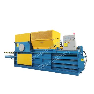 China Horizontal Semi-automatic Textiles Chute Carton PET Bottle Hay Baler Machine for sale