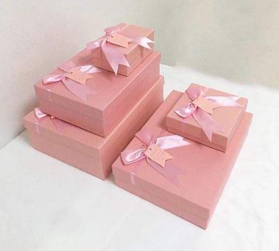 China RS Standard Rectangle OEM High End Pink Paper Package Gift Box for sale