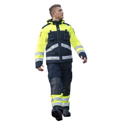 China Breathable Fire Resistant Safety Firefighter Working Suits Hi Vis Workwear en venta