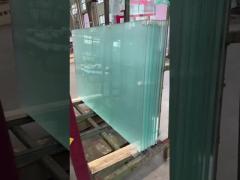 Anti-slip Ultra Clear Toughened Glass