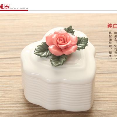 China Like the picture factory direct sale ceramic jewelry box rose flower jewelry gift box with hand gift packaging box for sale