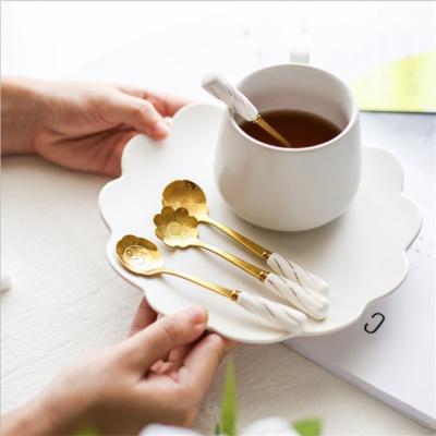 China Stainless Steel Viable Spoon Creative Teaspoon Leaf Rose Cherry Blossom Gold Spoon for sale