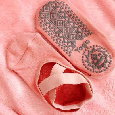 China Indoor Daily Yoga Wear Socks YUNQIAOLE Hot Sale Yoga Socks with Grips for Women Anti Slip Socks Ankle and Pilates Socks Fitness for Lady for sale