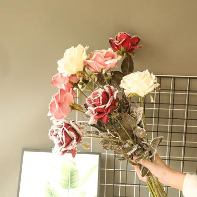 China 2021 China Silk Matching Silk Rose One Flower Spray With Artificial Snow For Weddings for sale