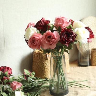 China 2021 hot sale fake silk Rose Silk Artificial Flowers of Rose Artificial Wedding Table Decor for wedding diy for sale