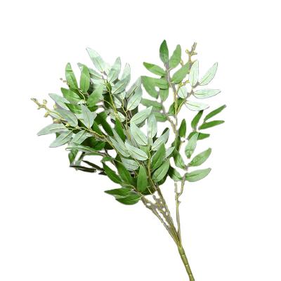 China Amazon Hot Selling Plastic Iron Eucalyptus And Vine Artificial Willow Leaves Hanging Greenery Garland For Wedding Outdoor Decorations for sale