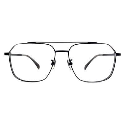 Cina TF3366 Cornice ottica in titanio quadrato Accessoio occhiali unisex di medie dimensioni in vendita