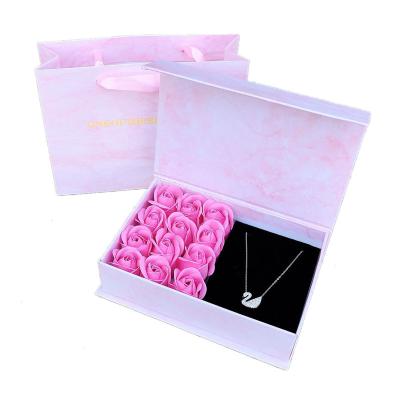 China Chinese New Year Wedding Gifts Box Thanksgiving Day Paper+fresh Mother's Day Gift Box Other Flower for sale