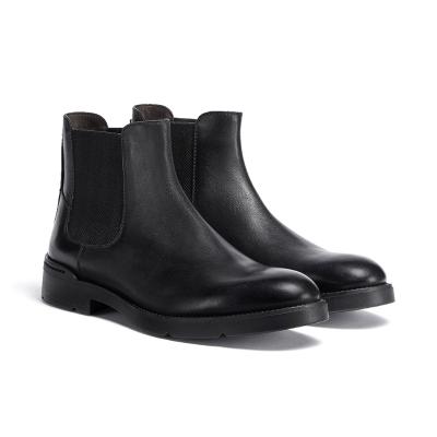 China Best Breathable Selling High Quality Well Made Big Size Men Flat Chelsea Leather Boots for sale