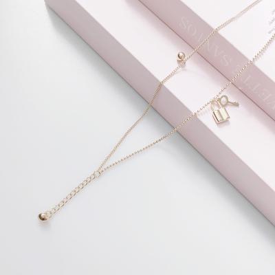 China Fashion Jewelry 18k Gold Plated CLASSIC Pearl Chain Necklace Heart Necklaces For Gift for sale