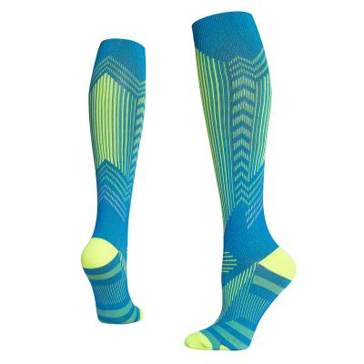 China QUICK DRY Mens Blood Circulation Increased Grip Sports Bangs Long Striped Compression Tights for sale