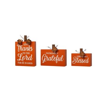 China 3 Pack Autumn Pumpkin Table Signs Handmade Wood Decorative Thanksgiving Decor Wooden Blocks for sale