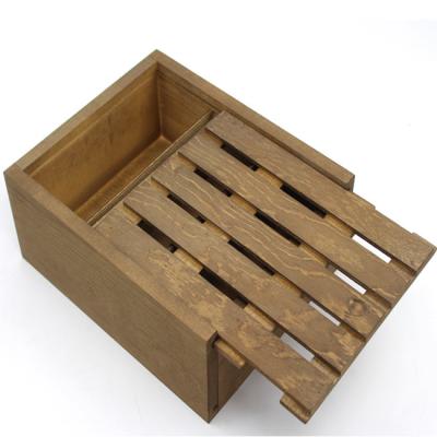 China Europe Crate Boxes With Home Handmade Painted Box And Lid Cheapest Wooden Craft Wooden Crate Packaging Wholesale Storage Milk Factory Crate for sale