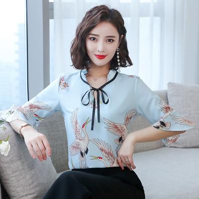 China Anti-shrink clearance of Chaochiffon flying crane pattern ladies sweater shirt printed short-sleeved wholesale take-out for sale