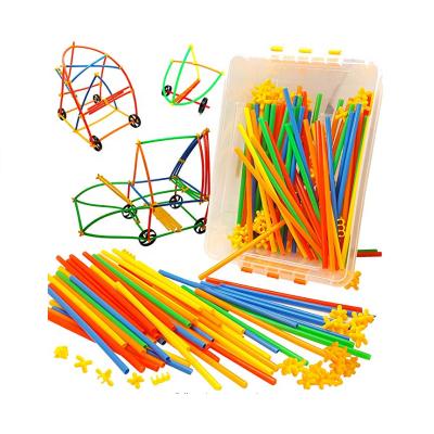 China Hot Selling Interesting Safety Light Weight Kits Locking Push Back Plastic Educational Toys Straws Building Construction Toy For Boys And Girls for sale