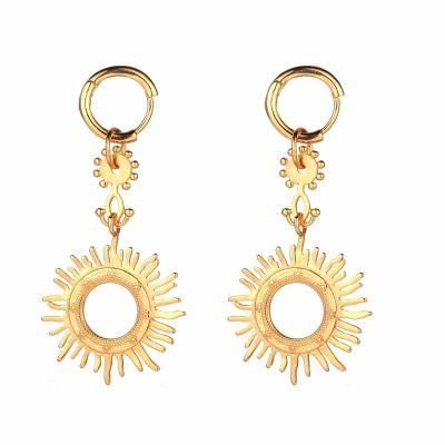 China Elegant Casual/Sporty Gold Cavity Sun 925 Sterling Silver Leverback Earring (Single) for sale