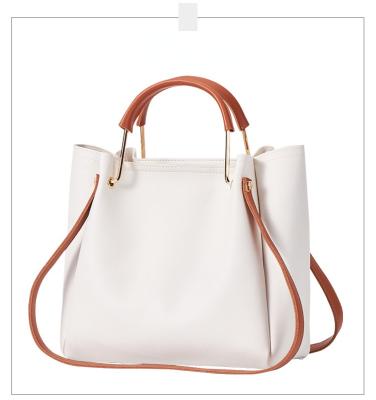 China 2021 Fashion Fashional Large Volume PU Handbag For Women Luxury In Shopping Bags for sale