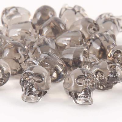 China Mini Acrylic Skull Head Ornaments Halloween Party Decorative Statue Crystal Skull Tomb Treasure Tomb Cave Pirate Decoration for sale