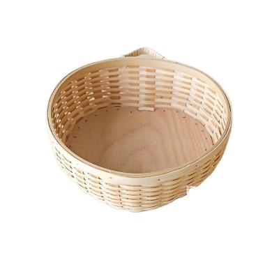 China Viable direct sales can be customized solid wood handmade baskets handmade round high quality white rattan baskets bottom for sale