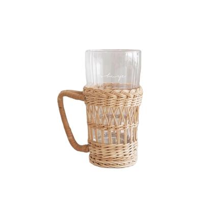 China Sustainable Vintage Handcraft Eco Home Decor Rattan Material Cup Holder For Coffee Cup for sale