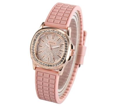 China New Design Multiple Time Zone Casual Fashion Woman Genuine Leather Strap Quartz Wrist Watch for sale