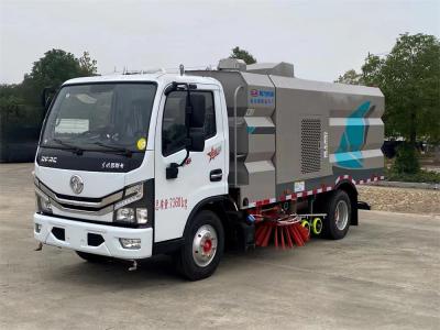 China Versatile Diesel Engine Street Sweeper Vehicle With High Pressure Washing for sale