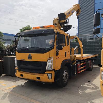 China 4x2 Euro 6 Howo Sinotruck 8 Tons Flatbed Wrecker Truck Mounted Crane for sale