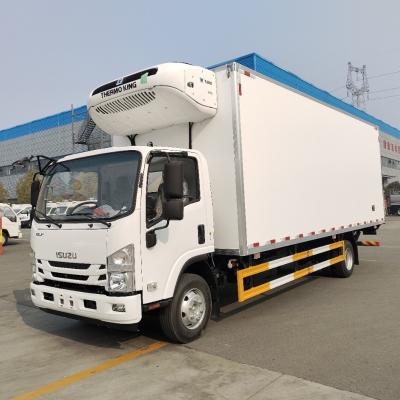 China New 190hp ISUZU 700P Refrigerated Box Truck With CARRIER THERMO KING Cooling Unit for sale