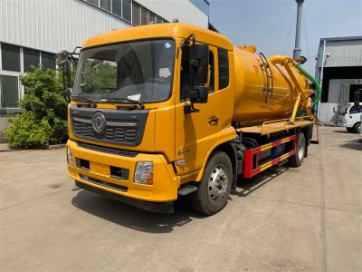 China 4x2 camión chino de aspiración de aguas residuales Dongfeng 6000 litros en venta