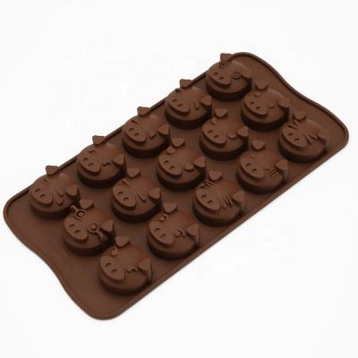 China Viable Cute Little Pig's Head DIY Chocolate Cookie Jelly Jelly Resistantl Silicone Mold for sale