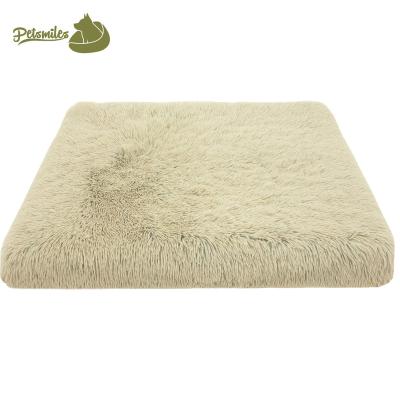 China Waterproof Luxury Two Tone Rectangular Cushion Pad Luxury Long Fur Dog Mat Orthopedic Dog Mat Memory Foam With Removable Cover for sale