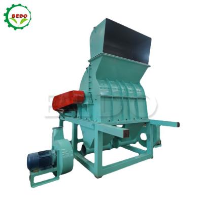 China Biomass Wood Crusher Machine 4 Inch Sawdust Charcoal Pulverizer for sale