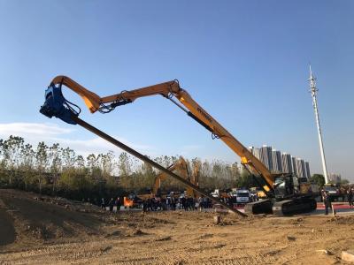 China Hydraulic Hammer 15M Hyundai Sheet Pile Driving Machine 470Kn Centrifugal Force for sale