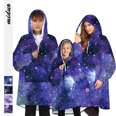 China Anti-wrinkle new 2021 winter starry digital printing parent-child plus warm velvet and zipper pullover hoodie flannel hoodie blanket for sale