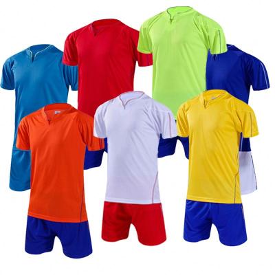 China Comfortable Breathe Free 100% Polyester Football Team Wear With High Click for sale