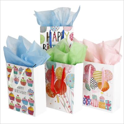 China Recyclable Tote Bag Holiday Gift Candy Bag Happy Birthday Color Cartoon Creative Paper Bag for sale