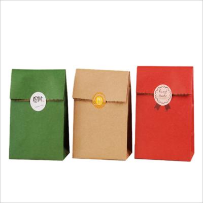 China Recycled Bottom Thickened Kraft Candy Gift Materials 2022 Manufacturers Direct Gift Bag Square Bag for sale