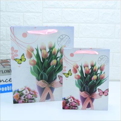 China Recyclable Manufacturers Wholesale Valentine's Day Gift Bag Flowers Adjust Gift Bottom Bag Custom Paper Bag for sale