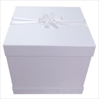 China Recyclable Custom Manufacturers Wedding Dress Packaging Gift Box Custom Simple High End Square Gift Box For Dress for sale