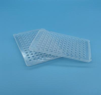 China Het medische Rangpolypropyleen begrenste Pcr goed niet Plaat 96 Transparante 0.1ml-PCR Te koop