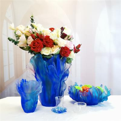 China Color Fascinating Glass Crystal Vase Can Be Customized Color, LOGO, Bakhoor Crystal Glass Burner Censer for sale