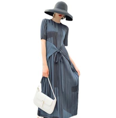 China Anti-Static Pleated Abaya Robe Plus Size Cheap Casual Women Dresses Women Dress for sale