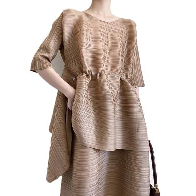 China Anti-wrinkle ladies top new drawstring design miyake pleated for sale