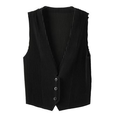 China Breathable Women Clothing 20212 Summer Plus Size Jackets Pleated Womens Vest for sale