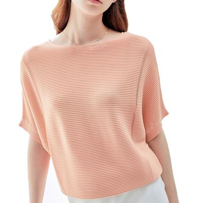 China Anti-wrinkle pleated wholesale lady crop tops fashionable women for sale