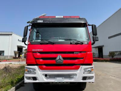 Cina Camion dei vigili del fuoco della schiuma di HOWO 8000L 6x4 per la spruzzatura della strada di imitazione del paesaggio in vendita