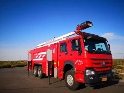 Cina Camion dei vigili del fuoco 10 della torre dell'acqua di HOWO 336KW a ruote con capacità dell'acqua 10000L in vendita