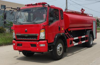 Chine camion de pompiers 118KW de réservoir d'eau de 4x2 8000L pour la délivrance de secours de lutte contre l'incendie à vendre