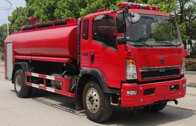 Chine Le camion d'eau de lutte contre l'incendie de HOWO 118KW 6 a roulé multifonctionnel de 8 tonnes à vendre